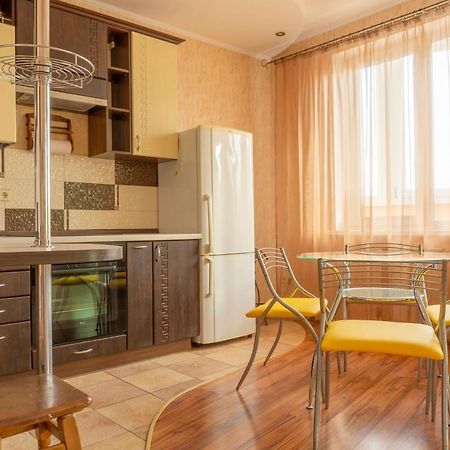 Big Studio Apartment Near River Mall Kijów Zewnętrze zdjęcie