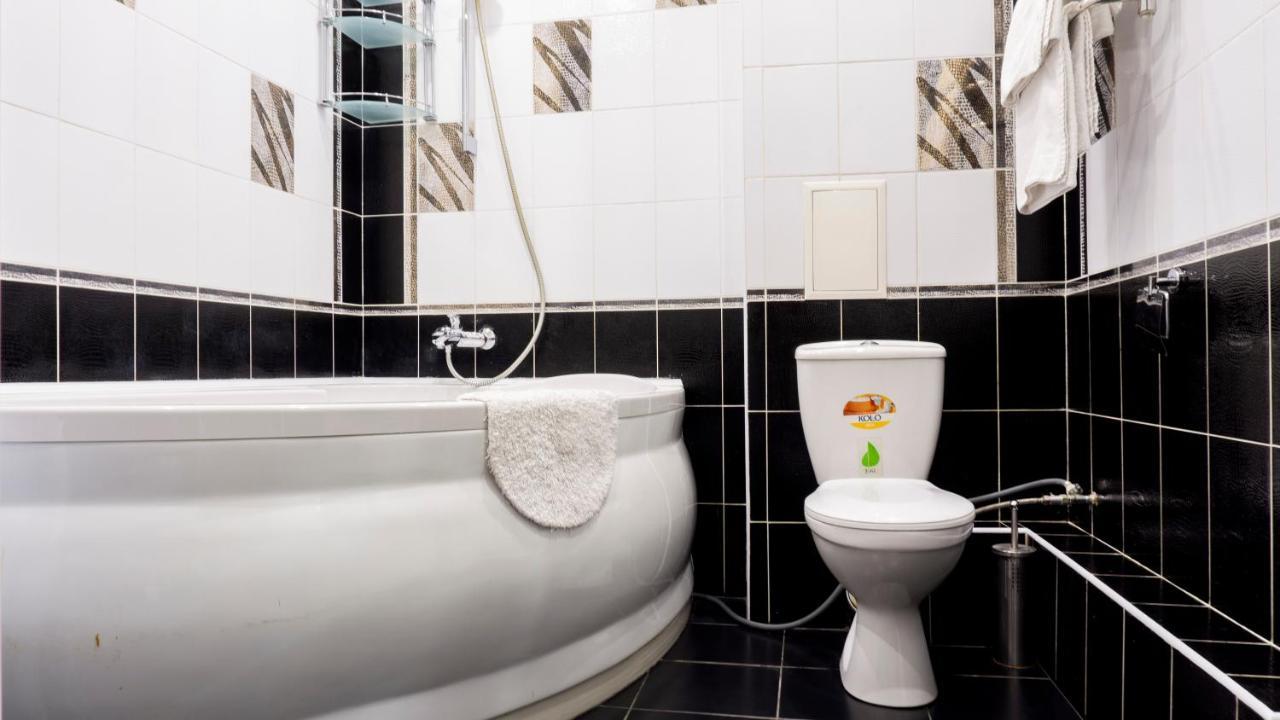 Big Studio Apartment Near River Mall Kijów Zewnętrze zdjęcie